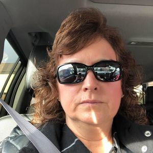 Meet your Posher, Angie